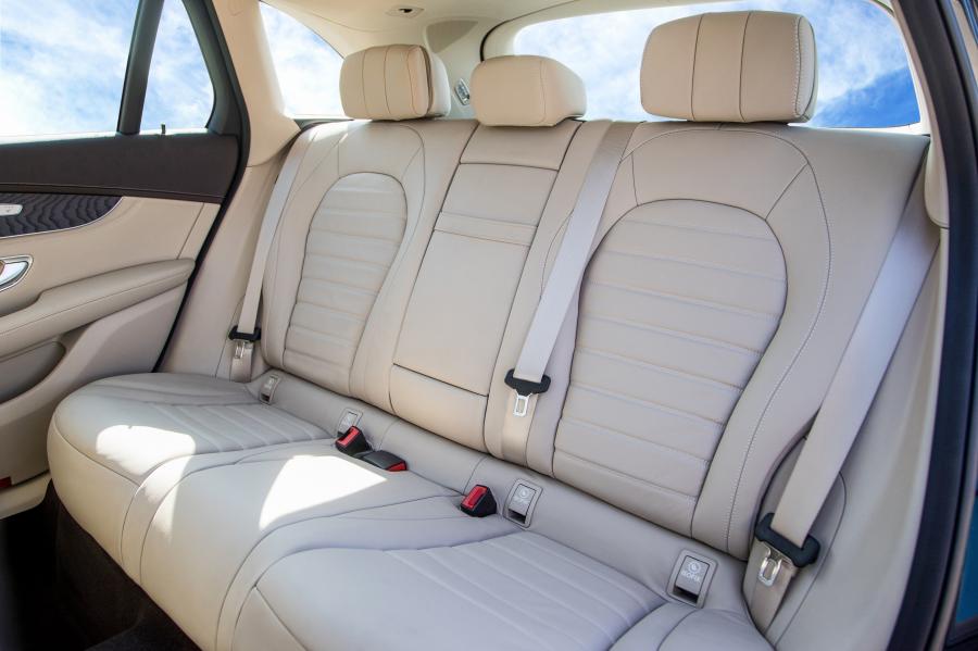 Интерьер Mercedes-Benz GLC300 L 4Matic (V253) 2018 года  (CN) (фото 11 из 14)